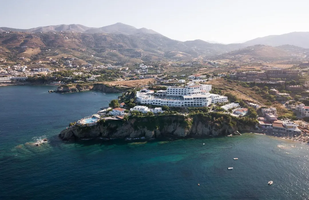 Peninsula Resort & Spa-1